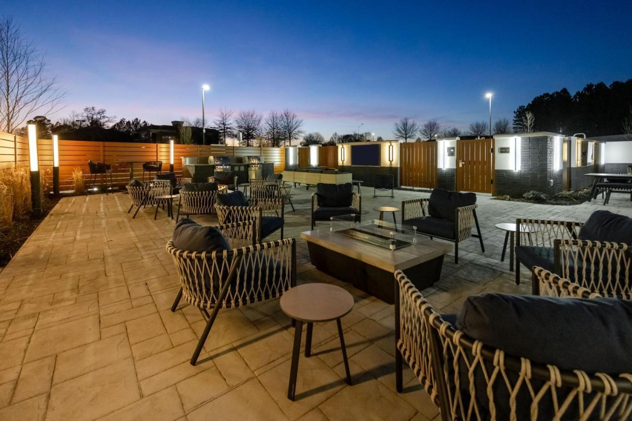 Towneplace Suites By Marriott Canton Riverstone Parkway Екстериор снимка