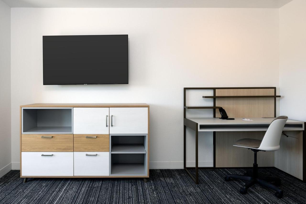 Towneplace Suites By Marriott Canton Riverstone Parkway Екстериор снимка