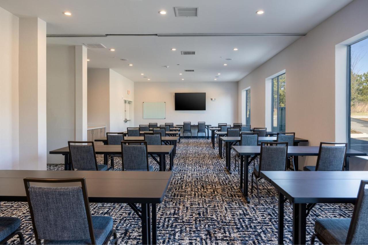 Towneplace Suites By Marriott Canton Riverstone Parkway Екстериор снимка